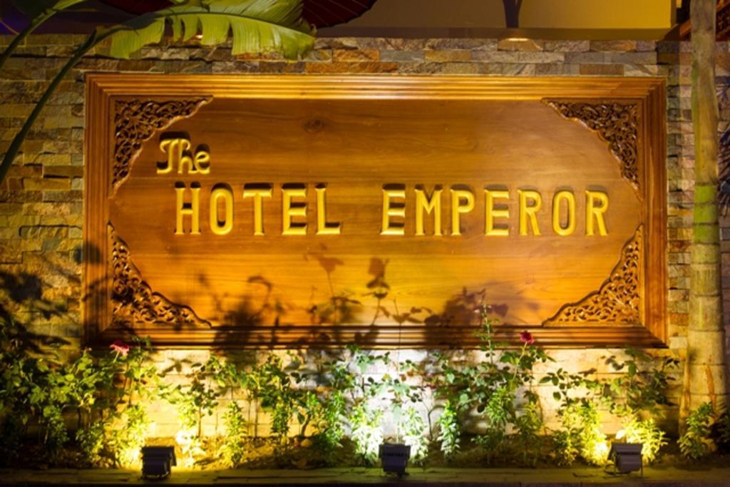 The Hotel Emperor Mandalay Exterior photo